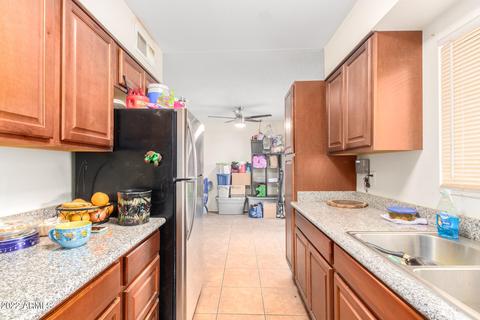 4136 W Medlock Dr, Phoenix, AZ 85019 photo 4