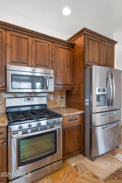 3221 E Tonto Ln, Phoenix, AZ 85050 photo 6