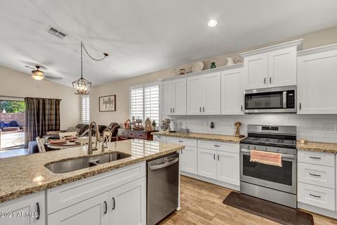 4207 E Rainbow Dr, Gilbert, AZ 85297 photo 17