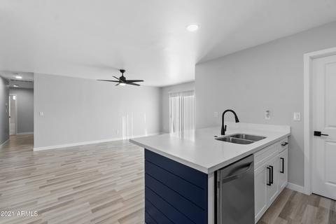 3015 E Corrine Dr, Phoenix, AZ 85032 photo 9
