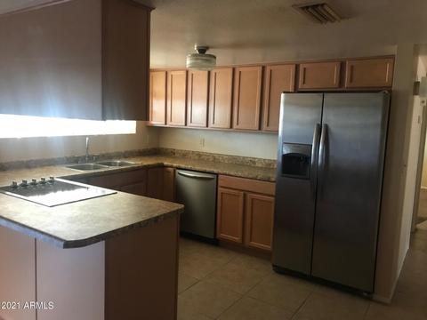 1036 S Main Dr, Apache Junction, AZ 85120 photo 5