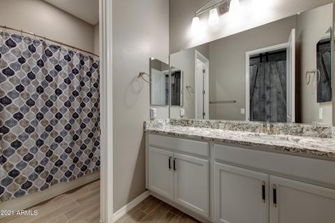 1076 E Knightsbridge Way, Gilbert, AZ 85297 photo 23