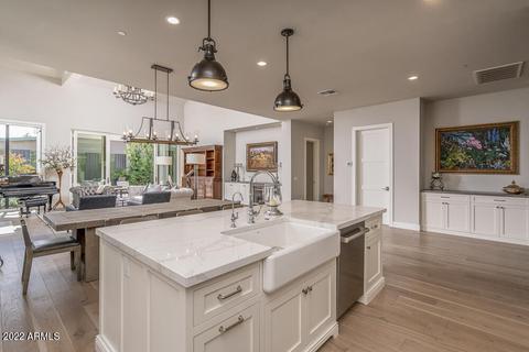 3719 E Sells Dr, Phoenix, AZ 85018 photo 6