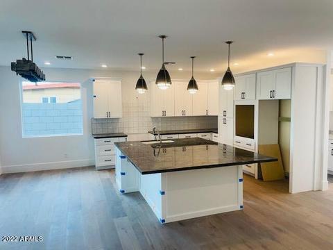 2540 Earll Dr, Phoenix, AZ 85016 photo 2