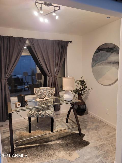 3219 E Kerry Ln, Phoenix, AZ 85050 photo 17