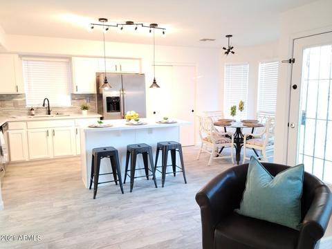 3219 E Kerry Ln, Phoenix, AZ 85050 photo 4