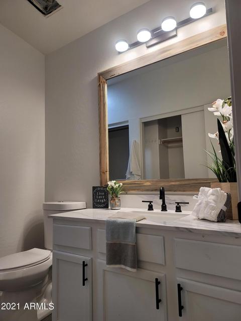 3219 E Kerry Ln, Phoenix, AZ 85050 photo 34