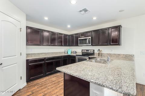 6911 E Peralta Cir, Mesa, AZ 85212 photo 4