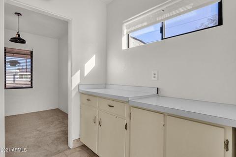 2549 E Amelia Ave, Phoenix, AZ 85016 photo 9