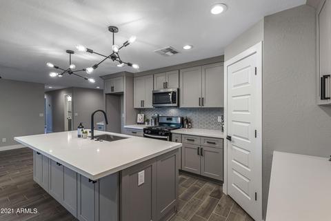 2871 E Cinnabar Ave, Phoenix, AZ 85028 photo 15