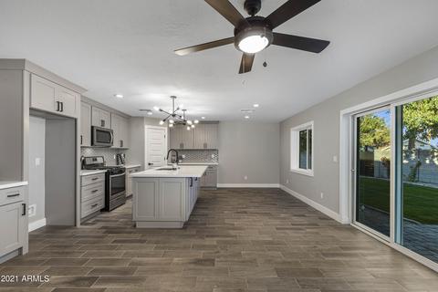 2871 E Cinnabar Ave, Phoenix, AZ 85028 photo 9