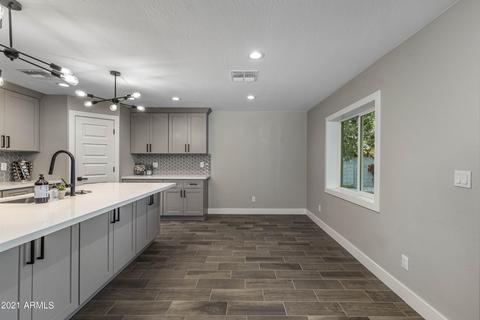 2871 E Cinnabar Ave, Phoenix, AZ 85028 photo 11