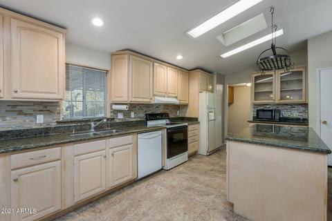 2784 W 16th Ave, Apache Junction, AZ 85120 photo 8