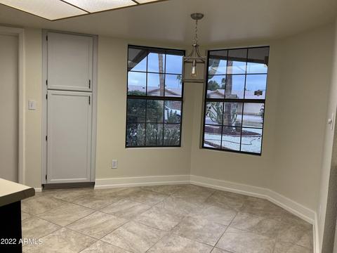4642 E Cheyenne Dr, Phoenix, AZ 85044 photo 5