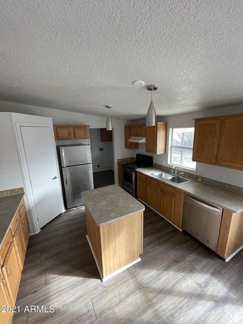 20511 E Cholla Dr, Mayer, AZ 86333 photo 5