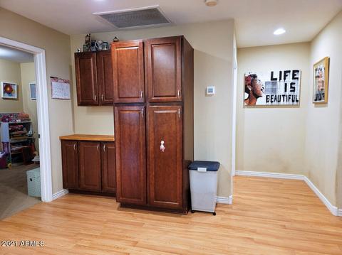2717 E Aster Dr, Phoenix, AZ 85032 photo 9
