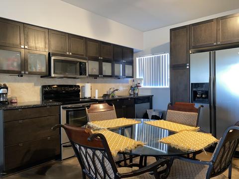 351 E Thomas Rd #D402, Phoenix, AZ 85012 photo 3