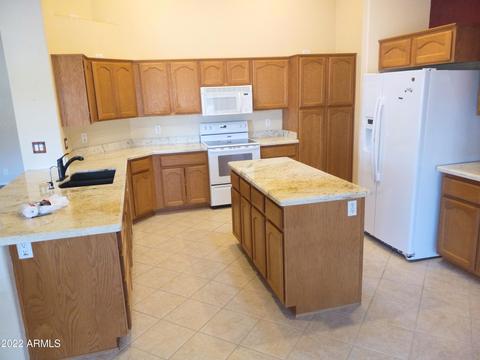 11546 E Navarro Ave, Mesa, AZ 85209 photo 2
