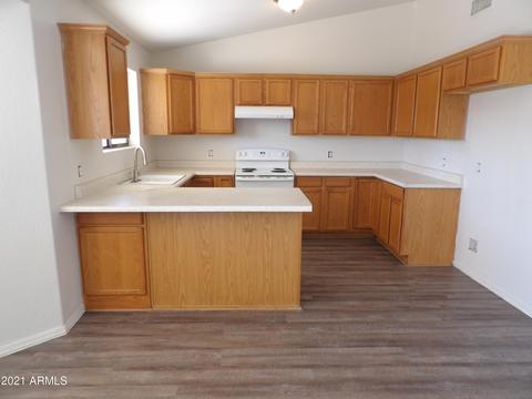 531 E Mesquite Ave, Apache Junction, AZ 85119 photo 2