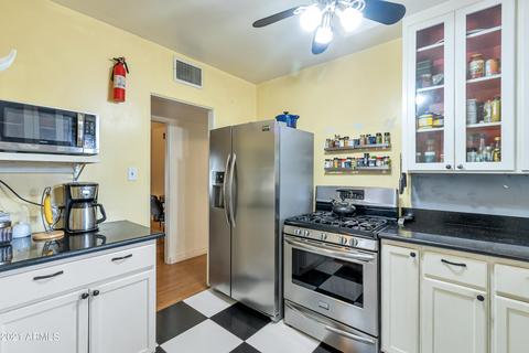 2829 E Avalon Dr, Phoenix, AZ 85016 photo 8