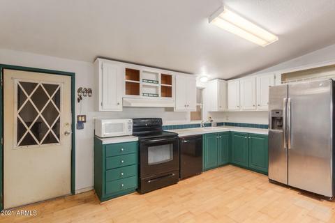 1026 W Canyon St, Apache Junction, AZ 85120 photo 5