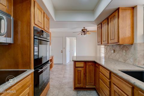 511 W Why Worry Ln, Phoenix, AZ 85021 photo 11