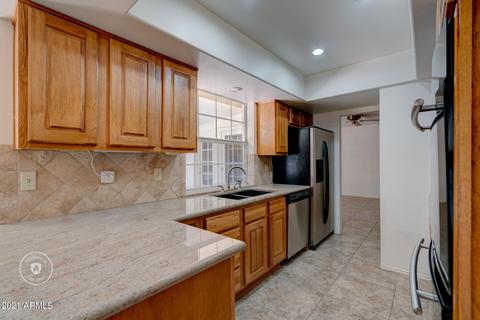 511 W Why Worry Ln, Phoenix, AZ 85021 photo 9
