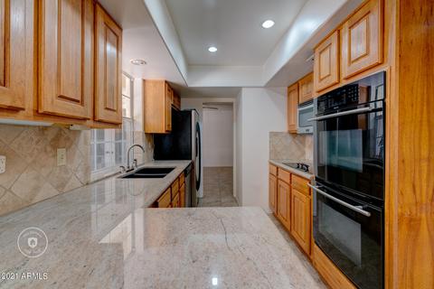 511 W Why Worry Ln, Phoenix, AZ 85021 photo 4