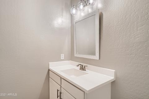 3707 E Branham Ln, Phoenix, AZ 85042 photo 26