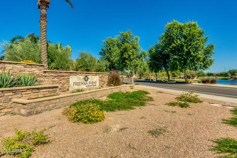 2556 E Orleans Dr, Gilbert, AZ 85298 photo 37