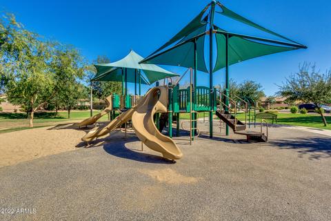 2556 E Orleans Dr, Gilbert, AZ 85298 photo 40