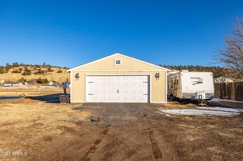 7835 E Mitchell Dr, Flagstaff, AZ 86004 photo 3