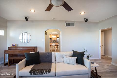 2424 E Avalon Dr, Phoenix, AZ 85016 photo 9