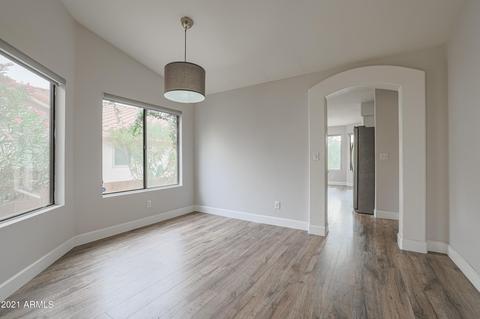 2304 E Taro Ln, Phoenix, AZ 85024 photo 5
