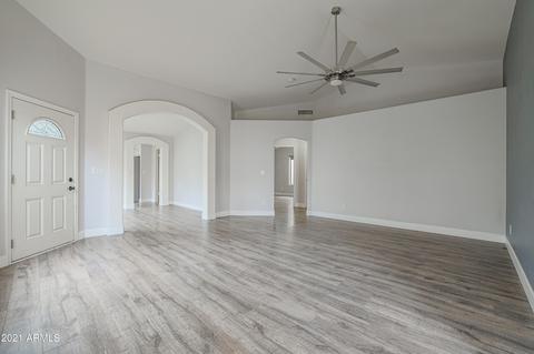 2304 E Taro Ln, Phoenix, AZ 85024 photo 3