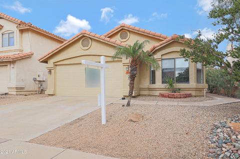 2304 E Taro Ln, Phoenix, AZ 85024 photo 2