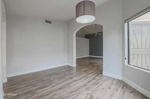 2304 E Taro Ln, Phoenix, AZ 85024 photo 7