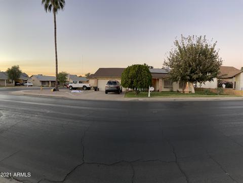4020 E Vineyard Rd E, Phoenix, AZ 85042 photo 1