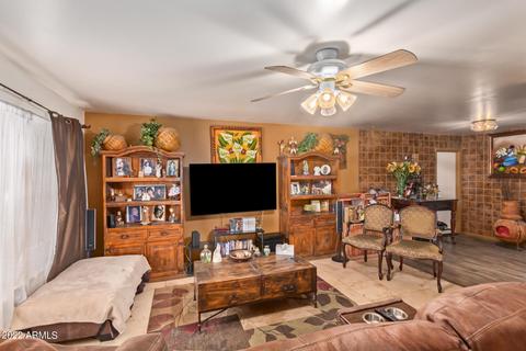 4020 E Vineyard Rd E, Phoenix, AZ 85042 photo 9