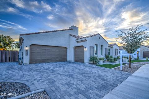 1659 E Brigadier Ct, Gilbert, AZ 85298 photo 3