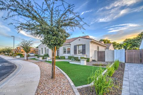 1659 E Brigadier Ct, Gilbert, AZ 85298 photo 2