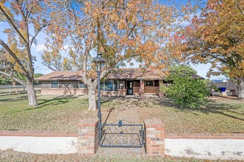 3058 E Redfield Rd, Gilbert, AZ 85234 photo 1