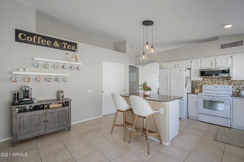 3403 E Lavey Ln, Phoenix, AZ 85032 photo 11