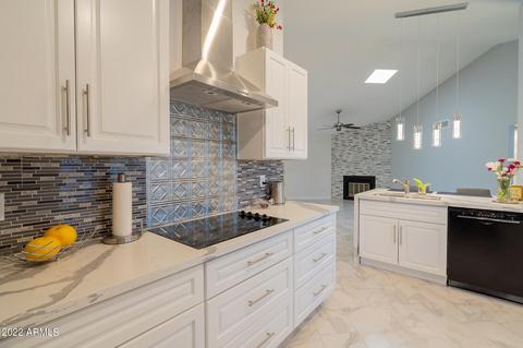 12814 S 40th Pl, Phoenix, AZ 85044 photo 8