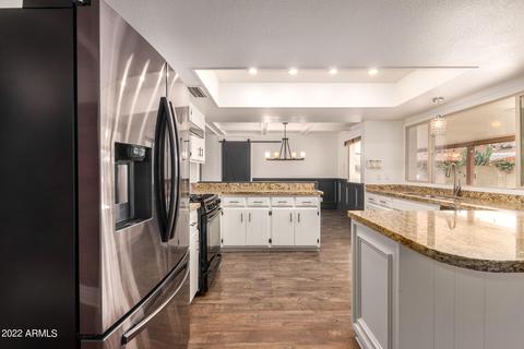 3527 E Sahuaro Dr, Phoenix, AZ 85028 photo 5