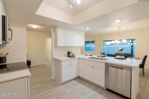 4114 E Apollo Rd, Phoenix, AZ 85042 photo 10