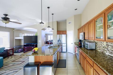 4763 E South Fork Dr, Phoenix, AZ 85044 photo 8