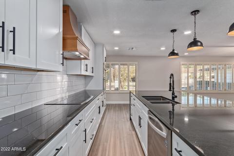 2037 E State Ave, Phoenix, AZ 85020 photo 14