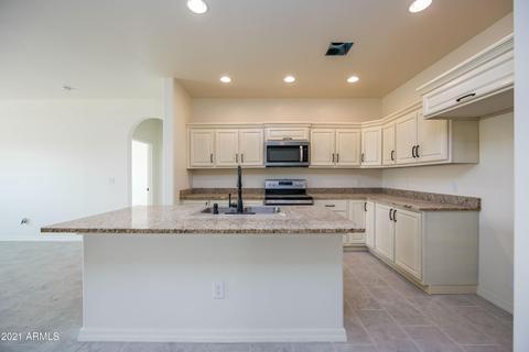 6841 S Elmer Loop Dr, Hereford, AZ 85615 photo 2