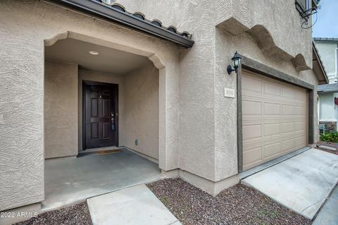 896 S Pheasant Dr, Gilbert, AZ 85296 photo 3